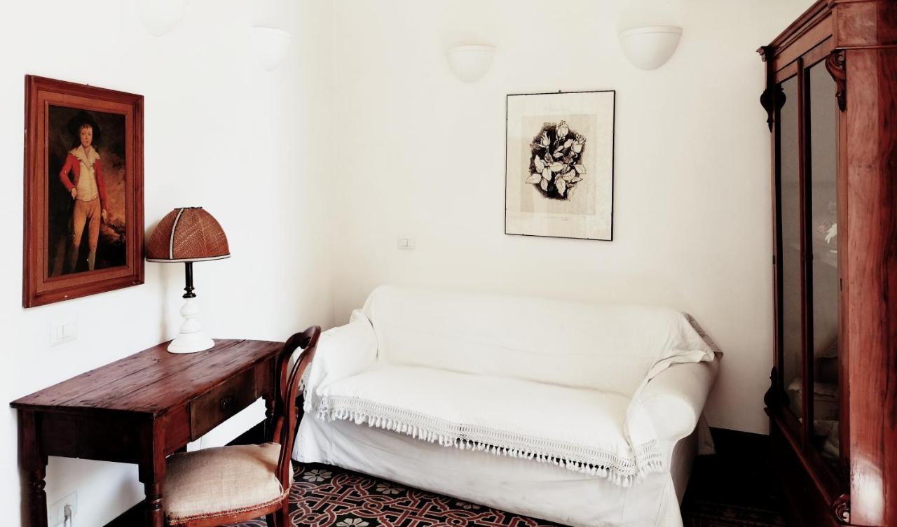 Bed and Breakfast Fera O' Luni Aeroporto di Catania Fontana Rossa Esterno foto