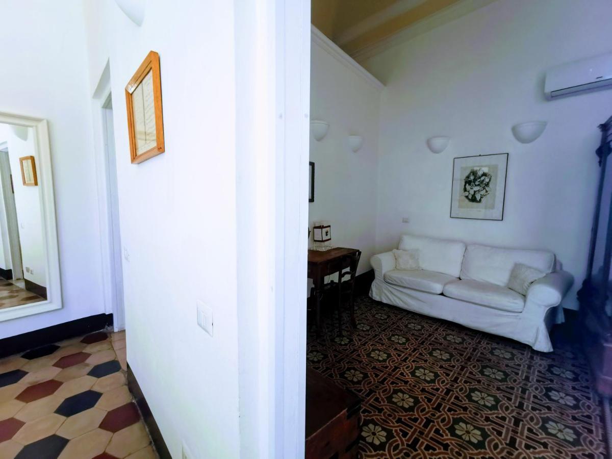 Bed and Breakfast Fera O' Luni Aeroporto di Catania Fontana Rossa Esterno foto